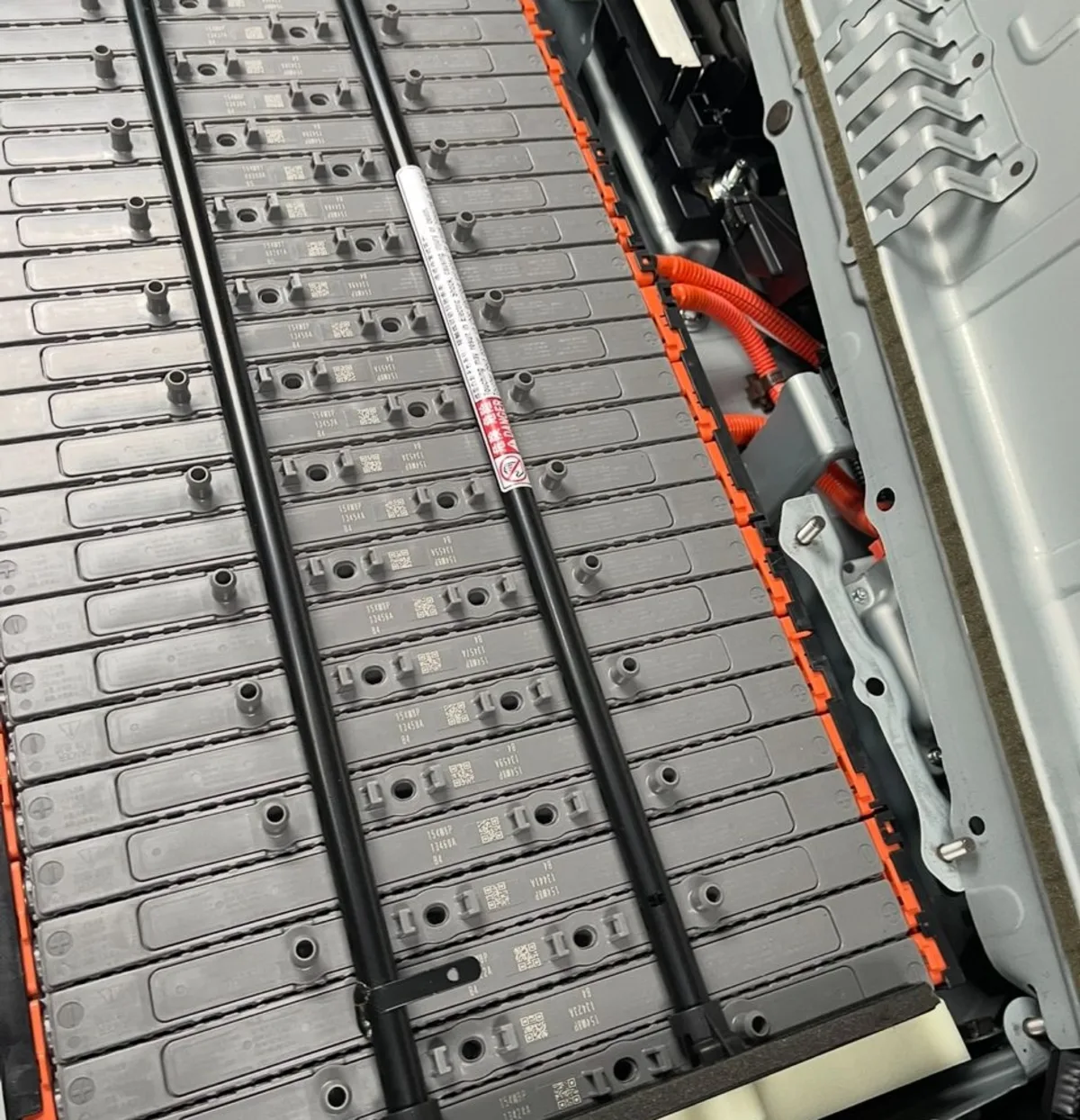 Close view of hybrid battery modules